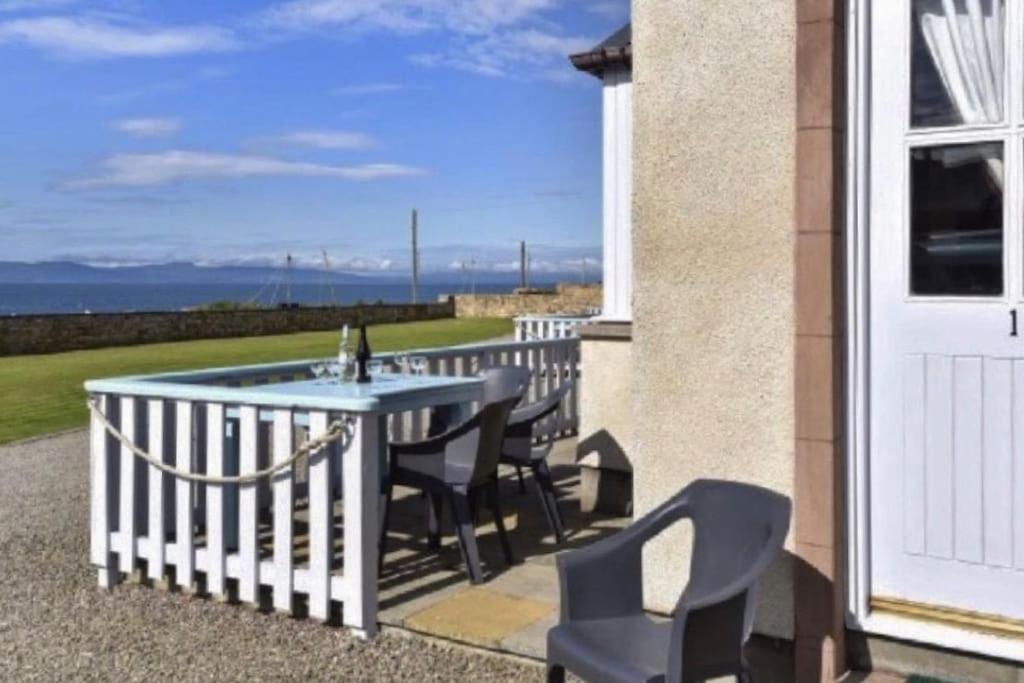 Dolphin View Cottages Portmahomack Exterior photo
